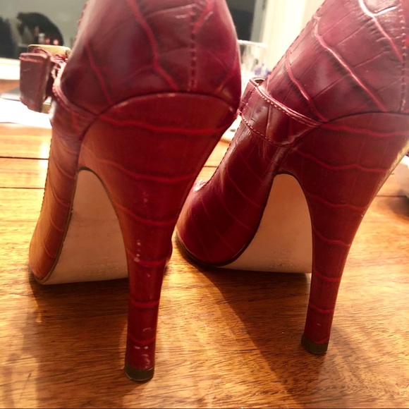 SOLD Pinup Vintage Inspo Snake Skin Peep Toe Heels - Picture 4 of 4